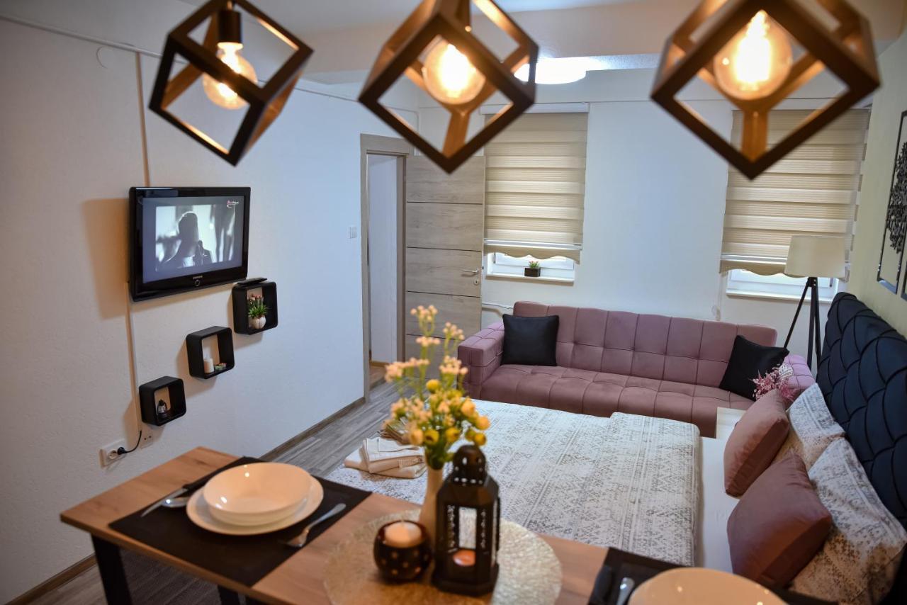 Galata Apartment โนวีปาซาร์ ภายนอก รูปภาพ