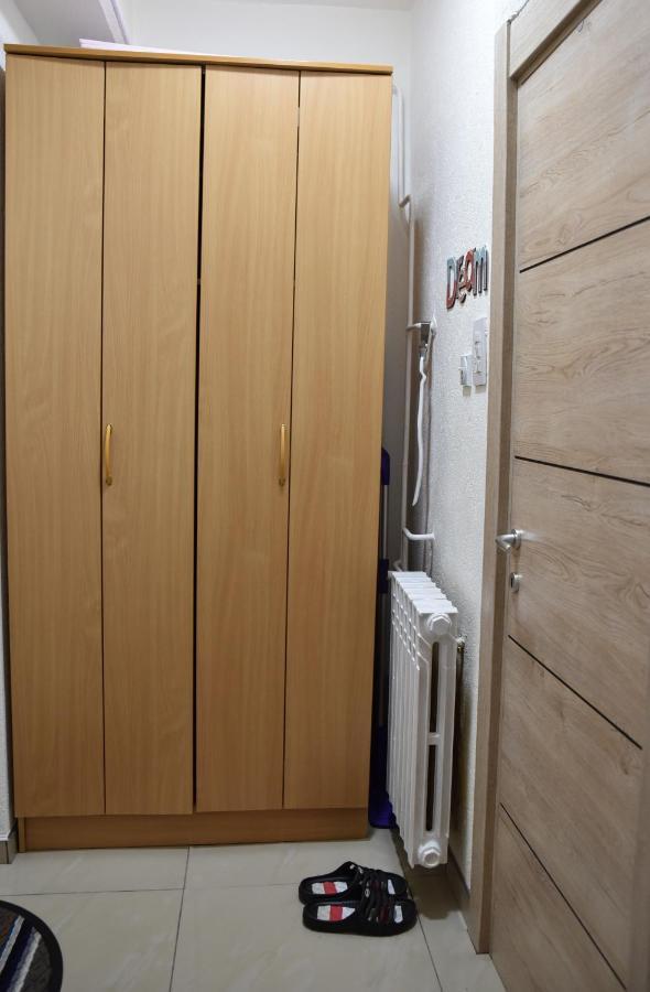 Galata Apartment โนวีปาซาร์ ภายนอก รูปภาพ