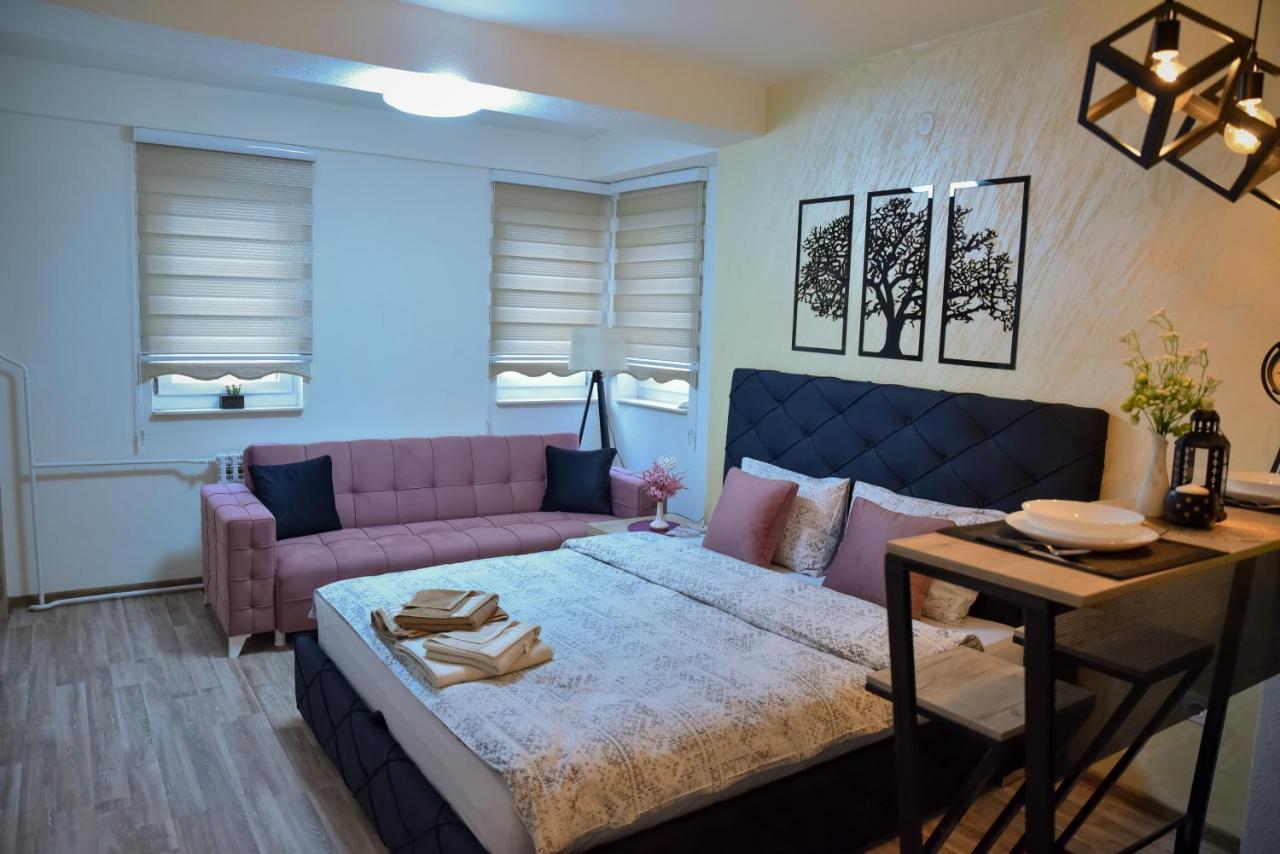Galata Apartment โนวีปาซาร์ ภายนอก รูปภาพ